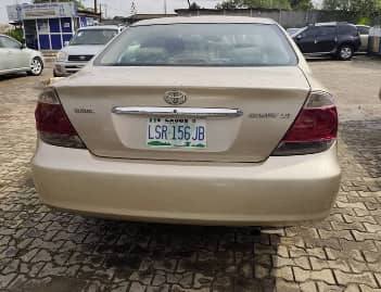 A picture of Toyota Camry 2005 3.550m 070891342