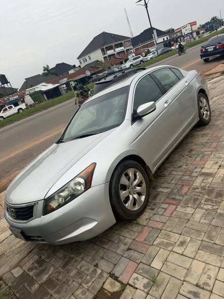A picture of Honda Accord Evil Spirit complete first body used by old