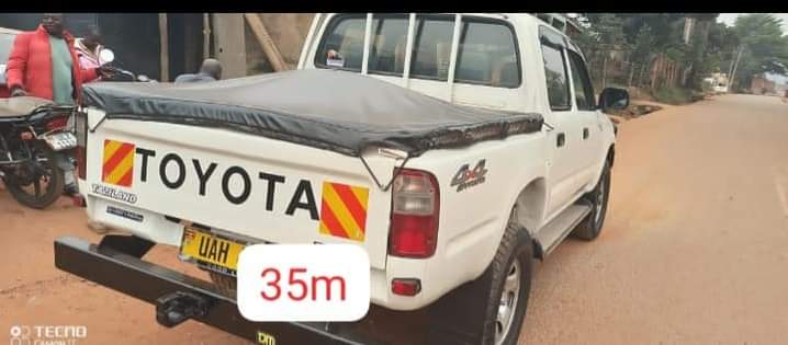 used toyota hilux