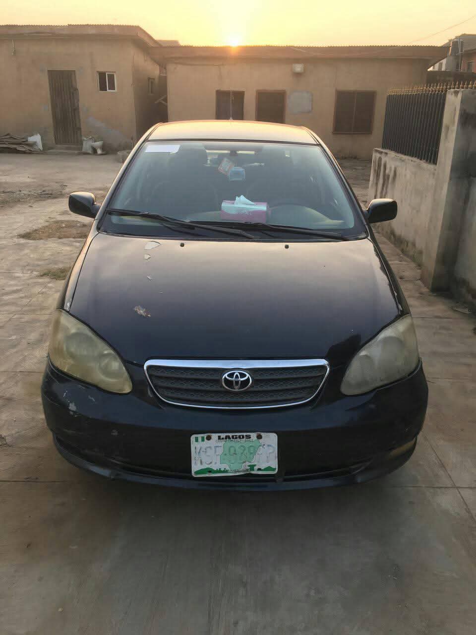 A picture of toyota corolla 2006
