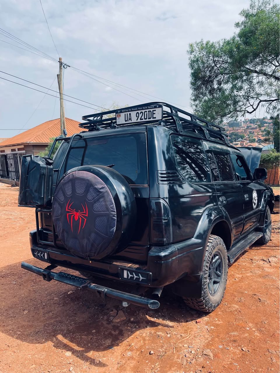 A picture of Toyota landcruiser prado
