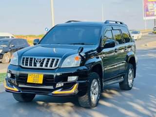 A picture of LAND CRUISER PRADO