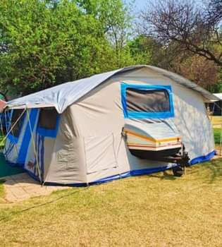 Caravan /.