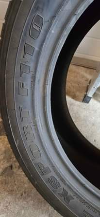 A picture of Pneus neufs 265 50R20 Minerva F110