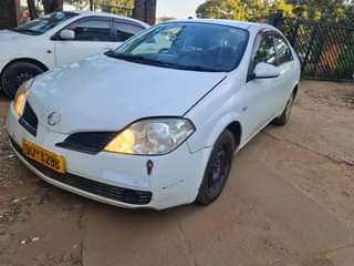 nissan almera
