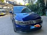 A picture of VOLKSWAGEN TIGUAN Year 2019 10118Km 