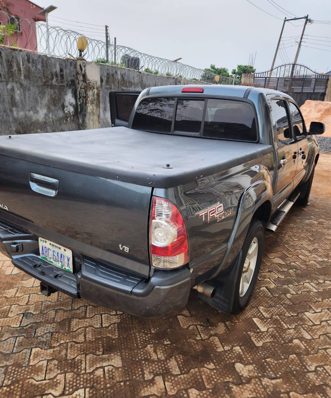 A picture of 2005 Toyota Tacoma