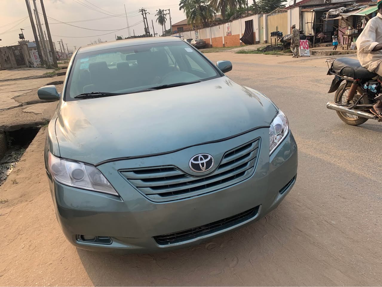 A picture of TOYOTA CAMRY 2008 6M lLAGOSCALL 07087436615