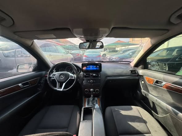 A picture of Mercedes Benz C200 2008 model