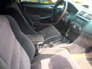 A picture of Honda Accord 2005