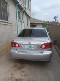 A picture of TOYOTA COROLLA 06