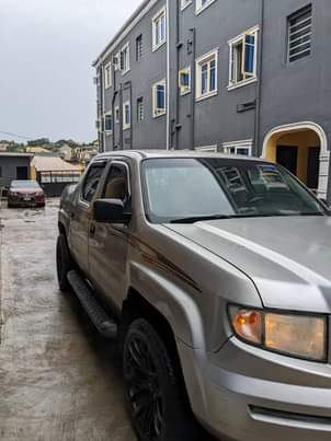 A picture of Honda Ridgeline 07