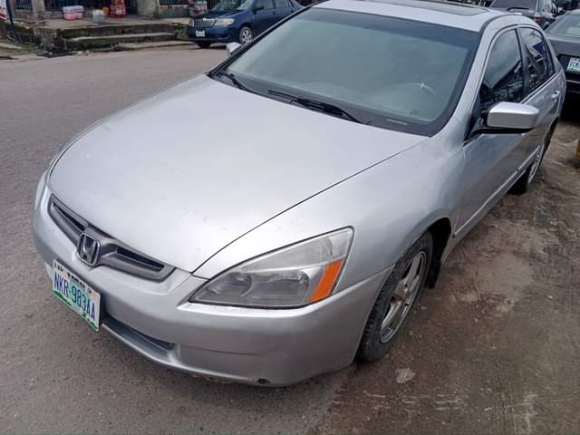 A picture of HONDA ACCORD