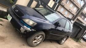 A picture of Lexus RX300