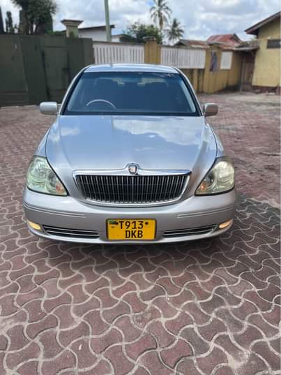 A picture of Toyota brevis inauzwa