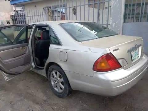 A picture of DISTRESS SALE Neatly Used Toyota Avalon Lexus First Body pan