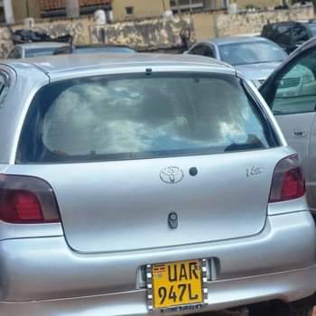 A picture of 1999 Toyota Vitz