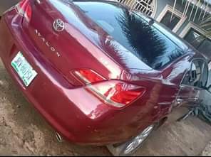 A picture of 2007 Toyota Avalon Buy and drive Come with battery because