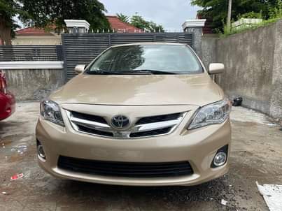 A picture of Newly cleared First body Direct Belgium 2012 Toyota corolla LE