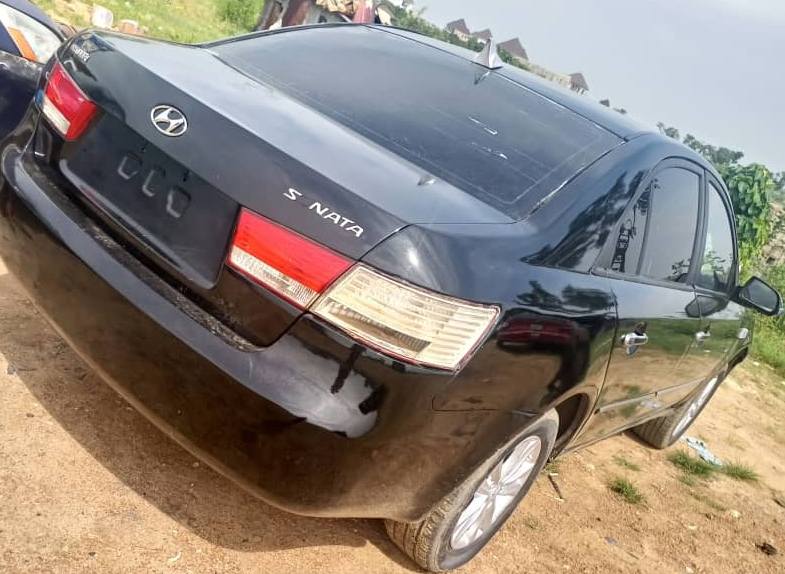 A picture of Hyundai sonata