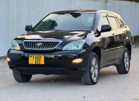 A picture of Toyota Harrier