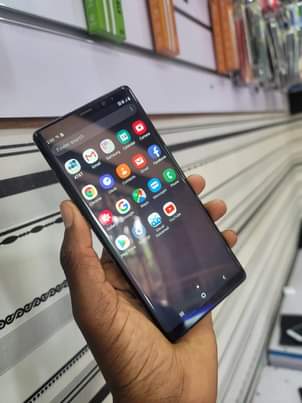 A picture of Samsung galaxy Note8 380k