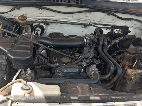 A picture of LAND CRUISER GX MANUAL 5L