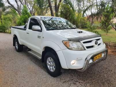 used toyota hilux