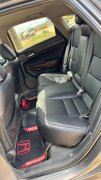 A picture of HONDA CROSSTOUR
