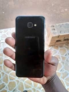 A picture of Samsung j4 core for sale