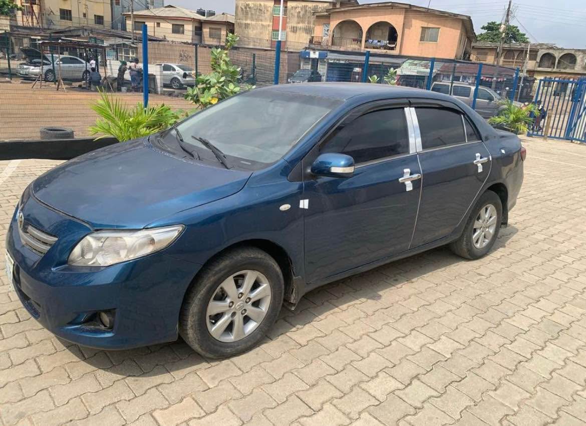 A picture of Good deal 2009 Toyota corola Engine gear and AC working