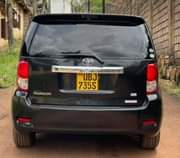 A picture of Toyota Rumion