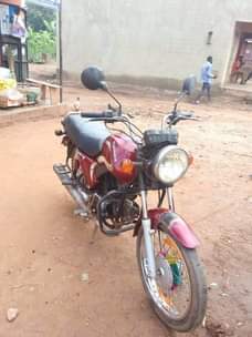 A picture of Mahindra motorcycle