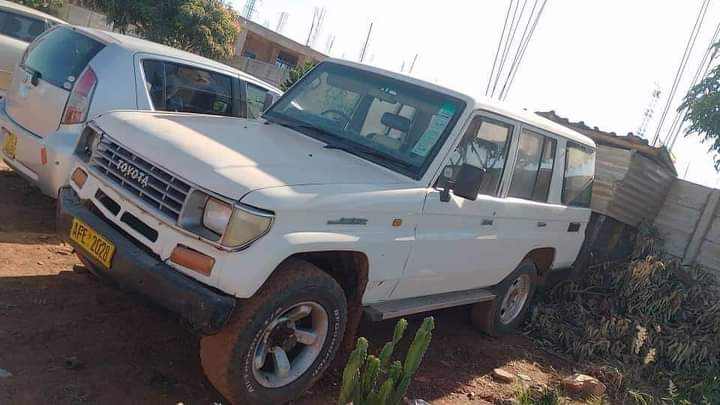 toyota land cruiser