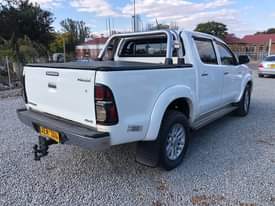 used toyota hilux