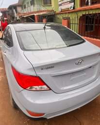 A picture of Hyundai Accent 2013