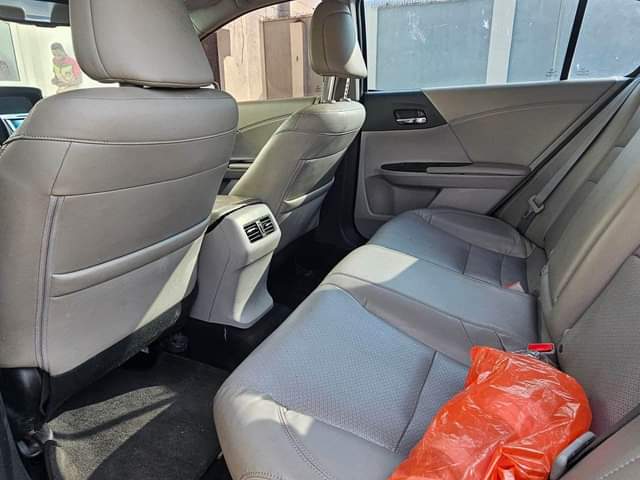 A picture of Registered Toks standard Honda accord V6 2016 13 000 000