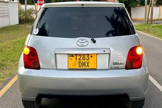 A picture of PRICE BEI 11.5M DMX TOYOTA TOYOTA IST OLD MODEL YEAR