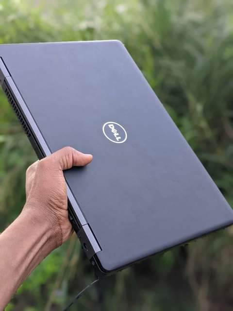 dell laptop