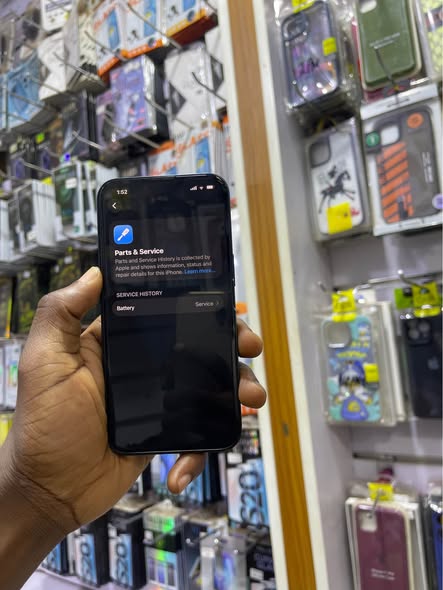 A picture of iPhone 13 128gb 950k Face ID works Battery 76 0701707265
