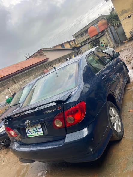 A picture of 07 Toyota Corolla S
