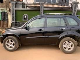 A picture of Toyota RAV4 buy and drive ac engine in good condition