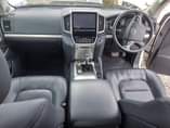A picture of Landcruiser VxR