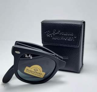 A picture of GLASSES