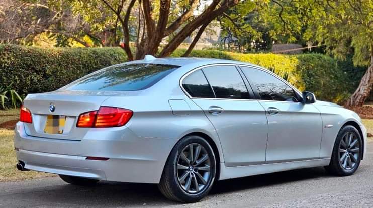 classifieds/cars bmw