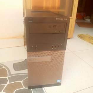 A picture of Dell core i5 1TB 10TH GENERATION