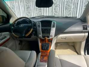 A picture of Tokunbo Lexus Rx330 2006 Tokunbo Lexus Rx330 with Factory fitted
