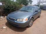 A picture of 2001 model camry with original complete papers and Duty everything
