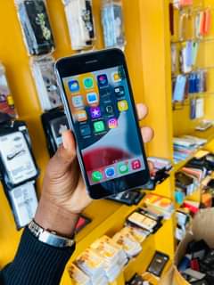 A picture of iPhone 6s