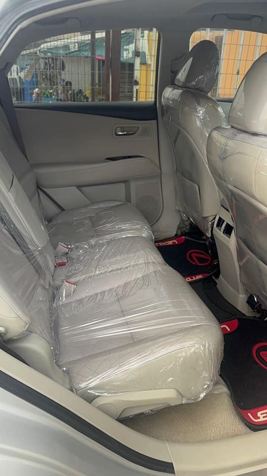 A picture of Rx350 2012
